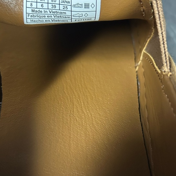 Ugg Slip On Sneakers Size 8 Women - Picture 10 of 11